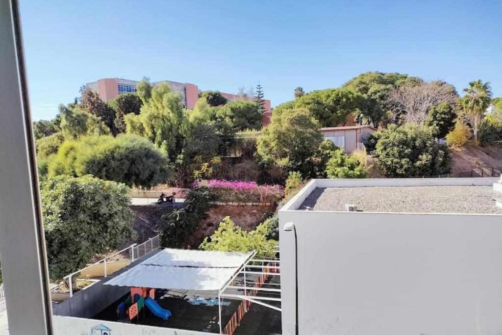 Apartamento En Pleno Centro De Malaga Luaran gambar